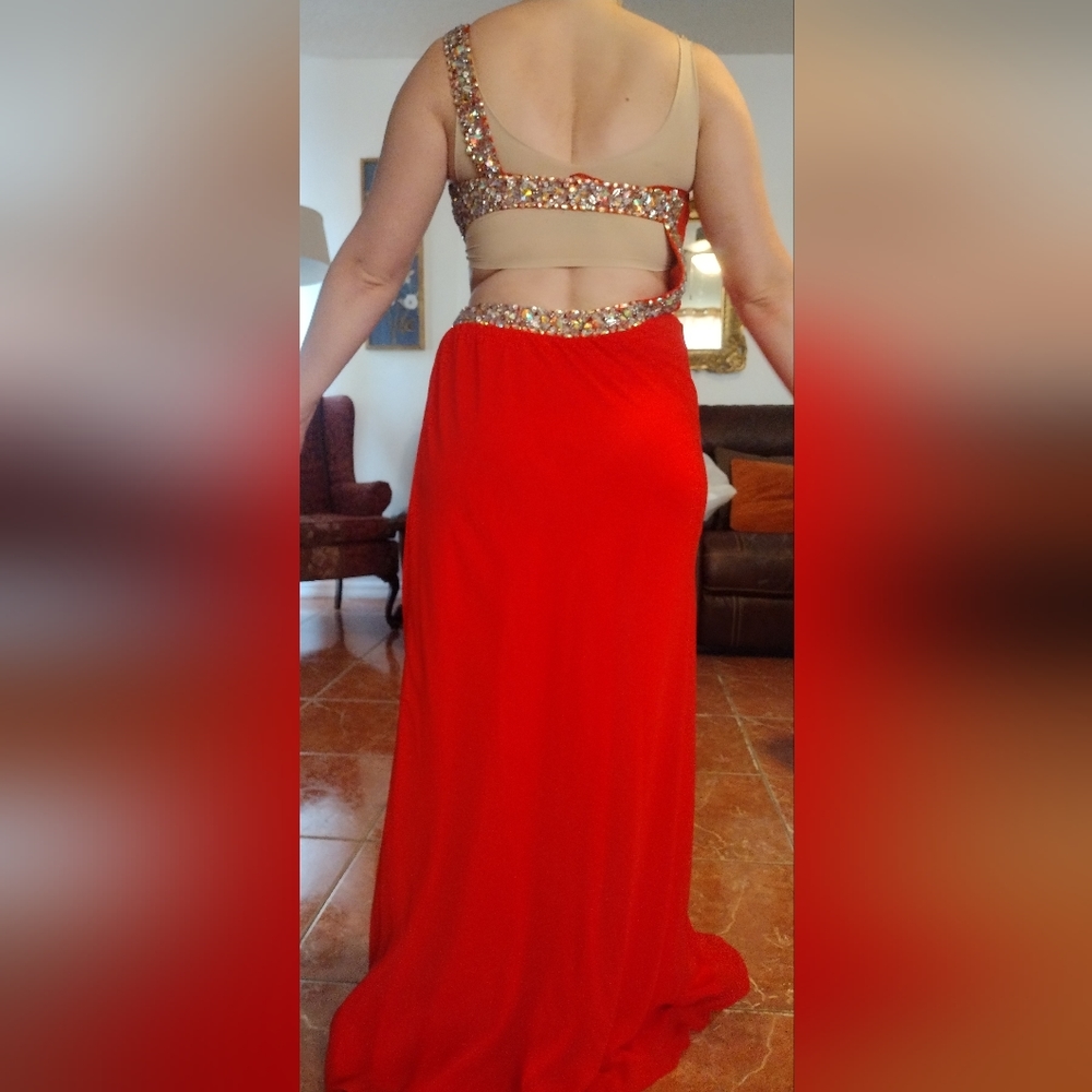 Prom dress - Picture 9 of 10